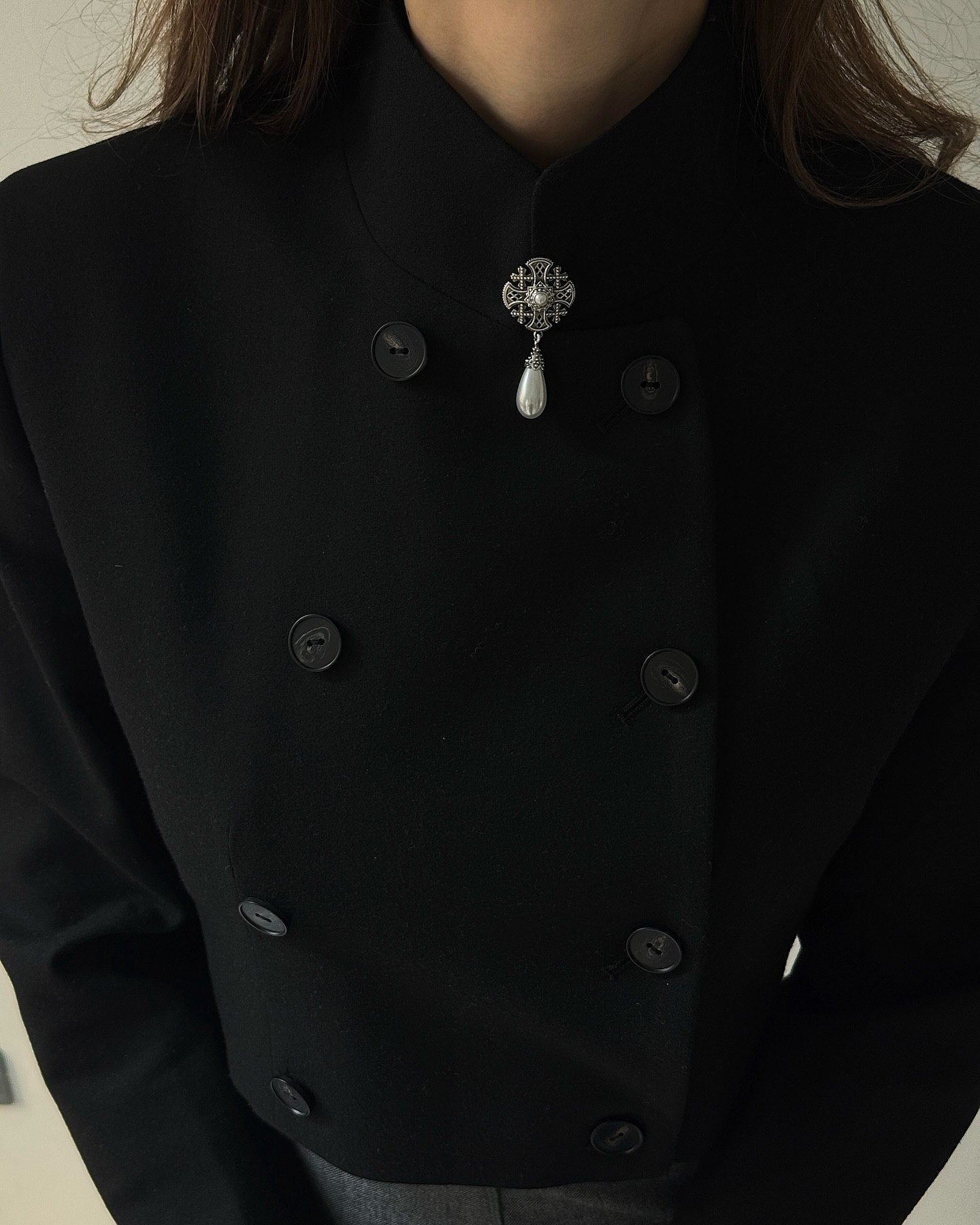 Brooch “Vanq”