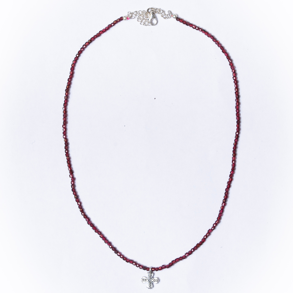 Necklace “Wine Red Vanq”