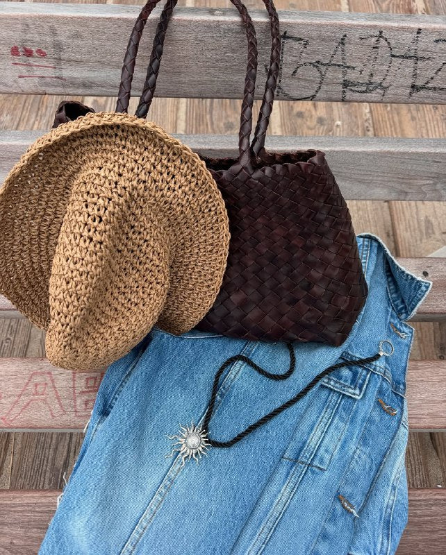 Necklace “Arev” (Black)