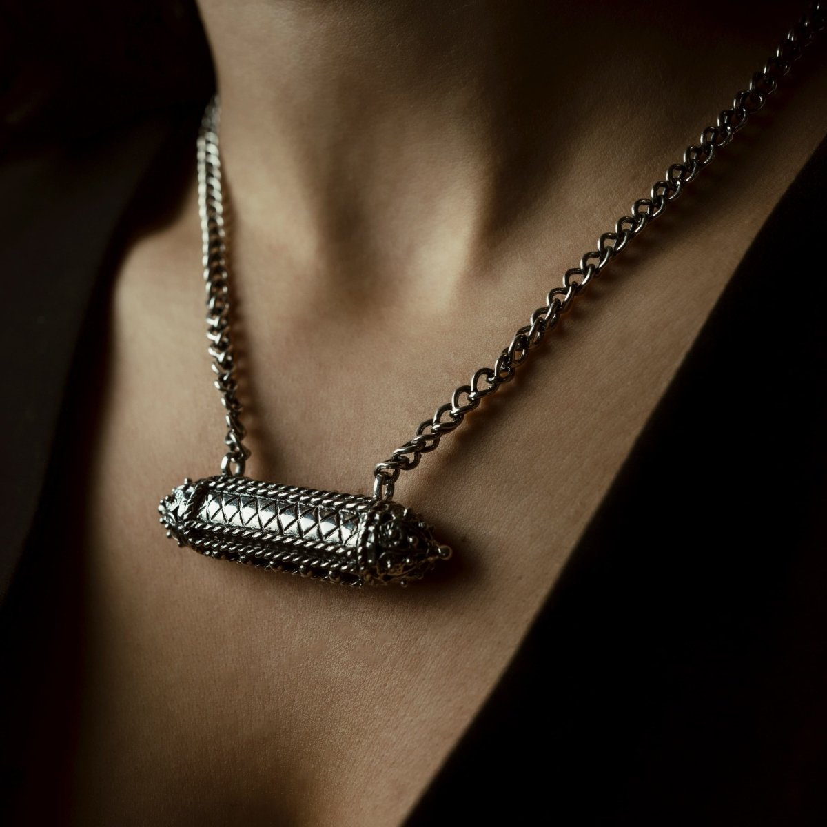 Necklace "Srvak" - Pregomesh