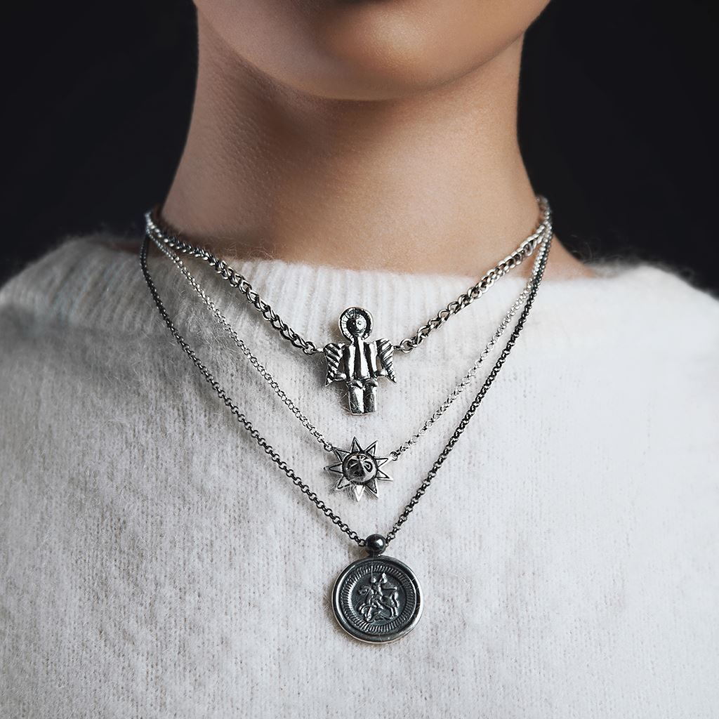 Angel Chain Necklace, Pregomesh